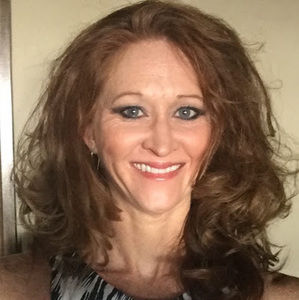 Meet your Posher, Lorrie